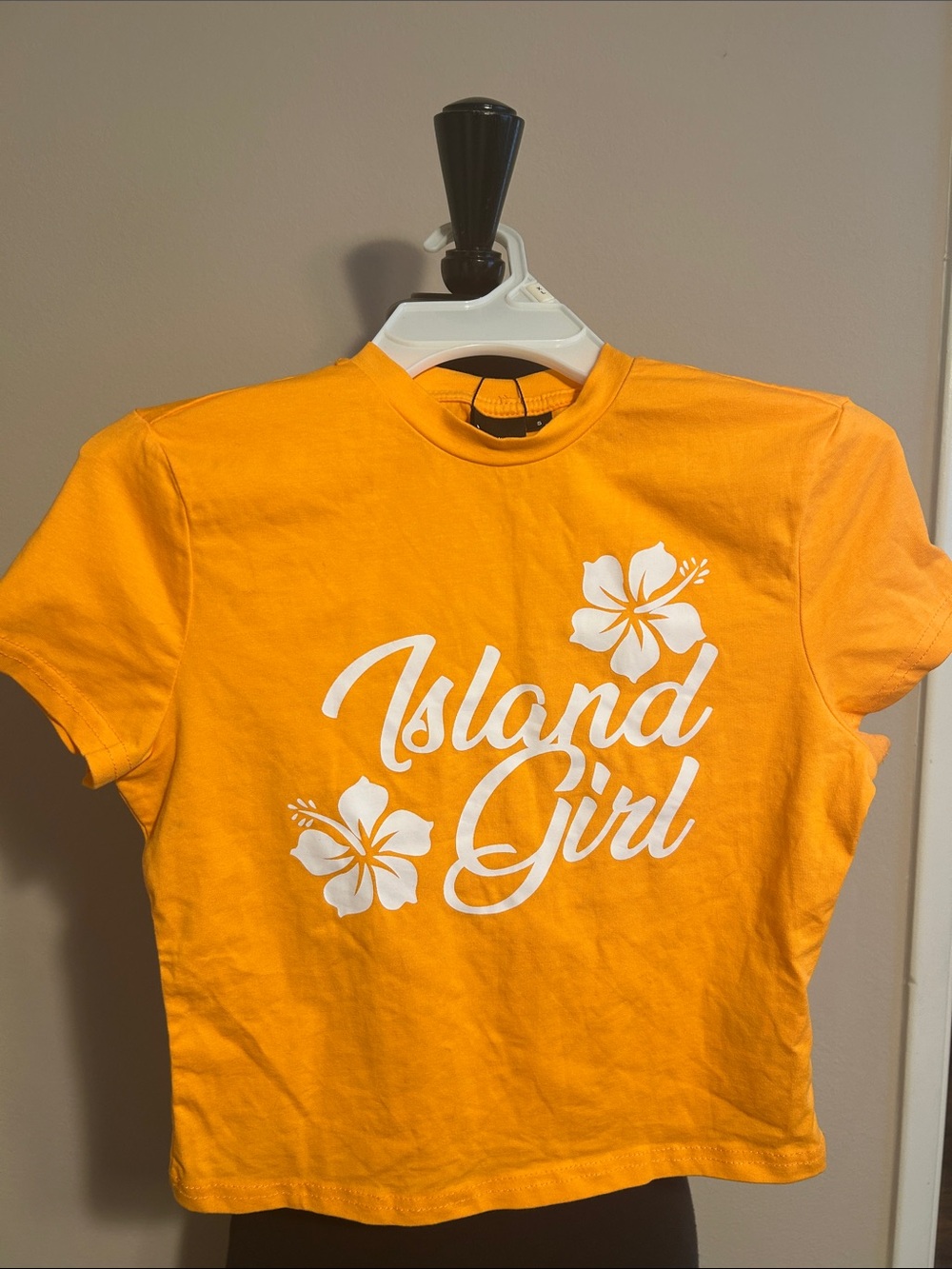Island Girl Kids' T-Shirt in Bright Orange with White Floral Print size S. NWT.
